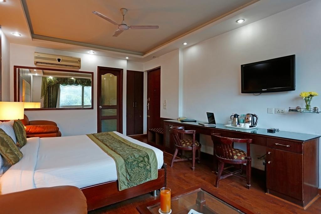 Oyo 367 Hotel Forest Green Νέο Δελχί Εξωτερικό φωτογραφία