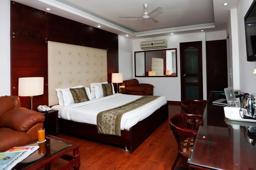 Oyo 367 Hotel Forest Green Νέο Δελχί Εξωτερικό φωτογραφία